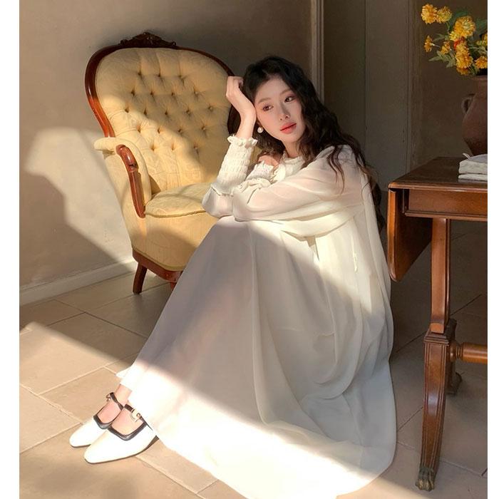 シースルーシフォン長袖 ベルト付きロングフレアワンピース 白