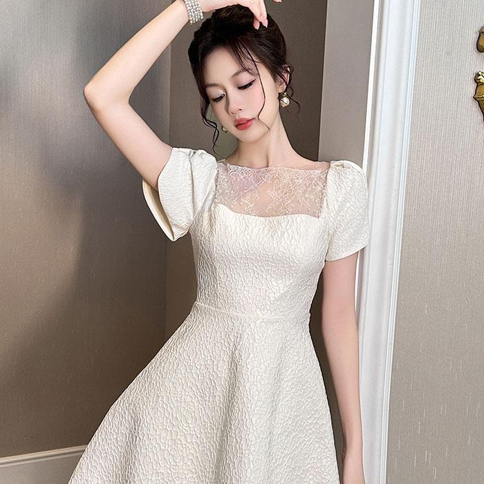 シースルー胸元開き 半袖ショートフレアワンピース 白 結婚式