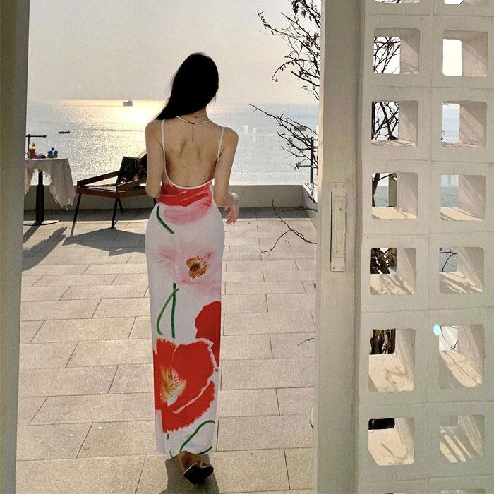 背中開き ノースリーブ 花柄マキシ丈フレアリゾートワンピース