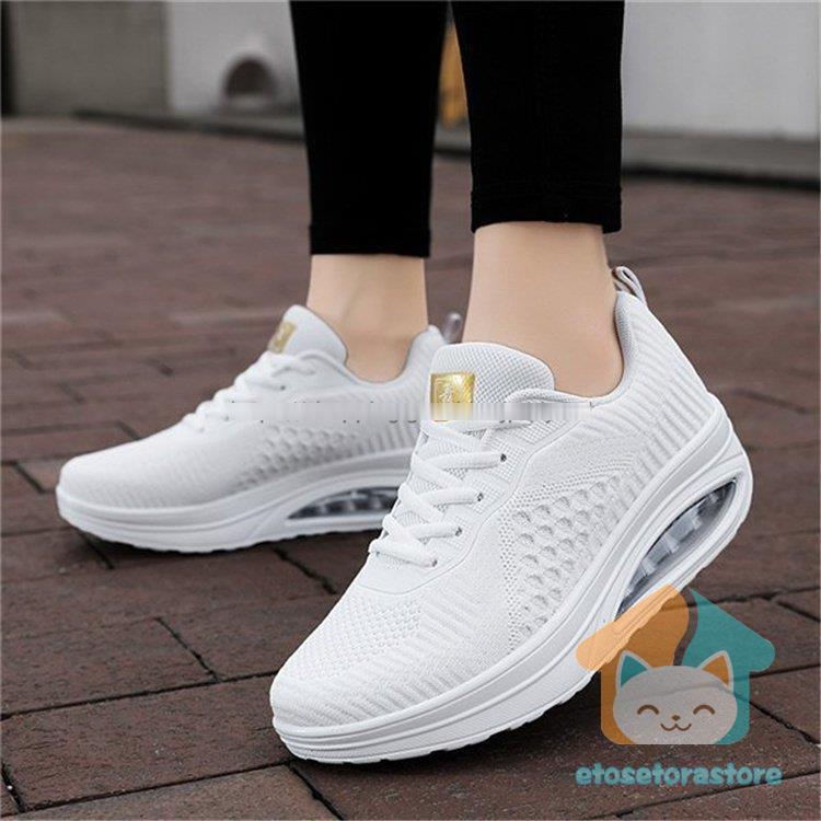 レディース スニーカー 厚底 疲れない ランニング シューズ 初心者 おすすめ 靴 歩きやすい おしゃれ カラー 黒スポーツ 運動 洗える Lz0427 Sl6 エトセトラストア 通販 Yahoo ショッピング