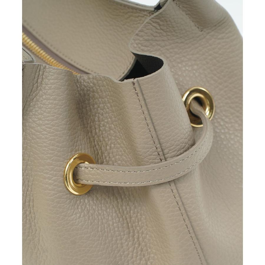 VIOLAd'ORO（ヴィオラドーロ） 型押しWフェイスレザー トートバッグ