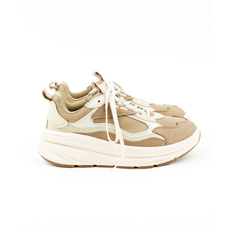 UGG Australia（アグオーストラリア） アグ シーエー1 メッシュ CA1