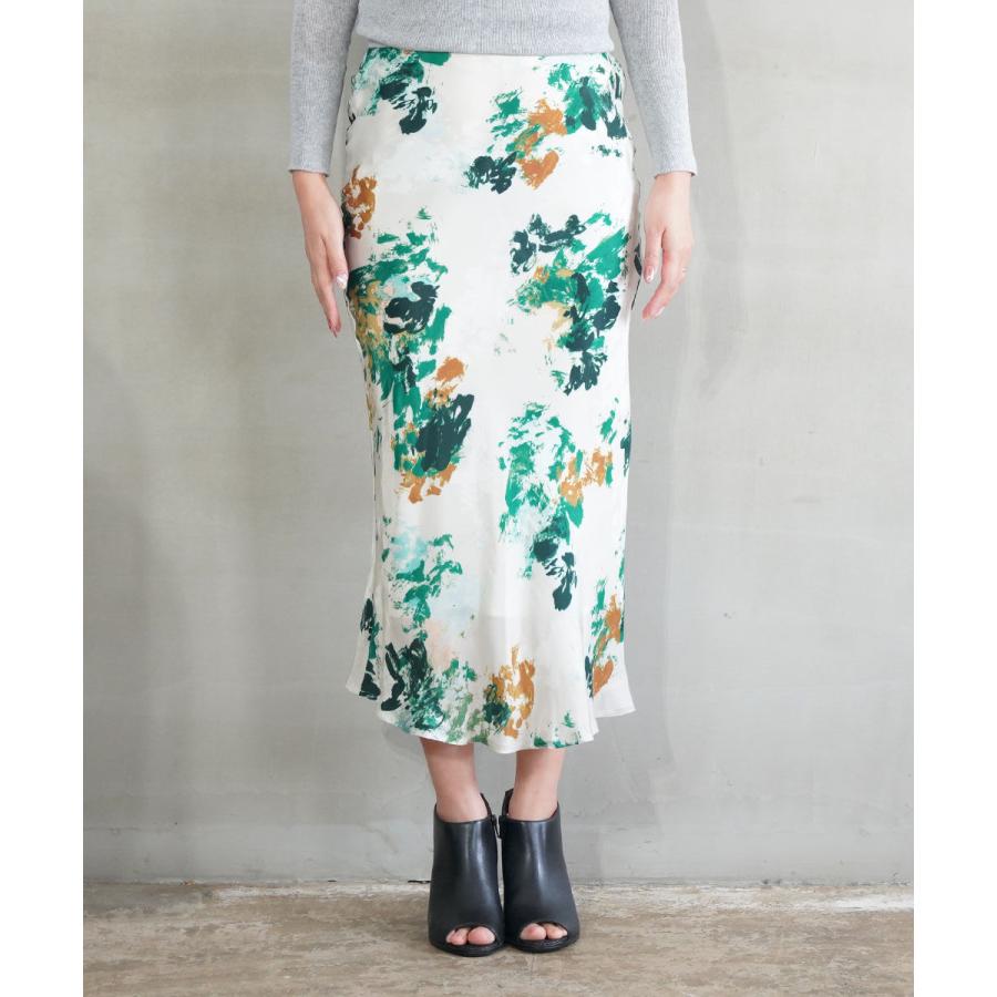 サクラ　SACRA ティアードフラワースカート サクラ BLURRED FLORA SKIRT SACRA レディース 国内正規品 爆買 : etre