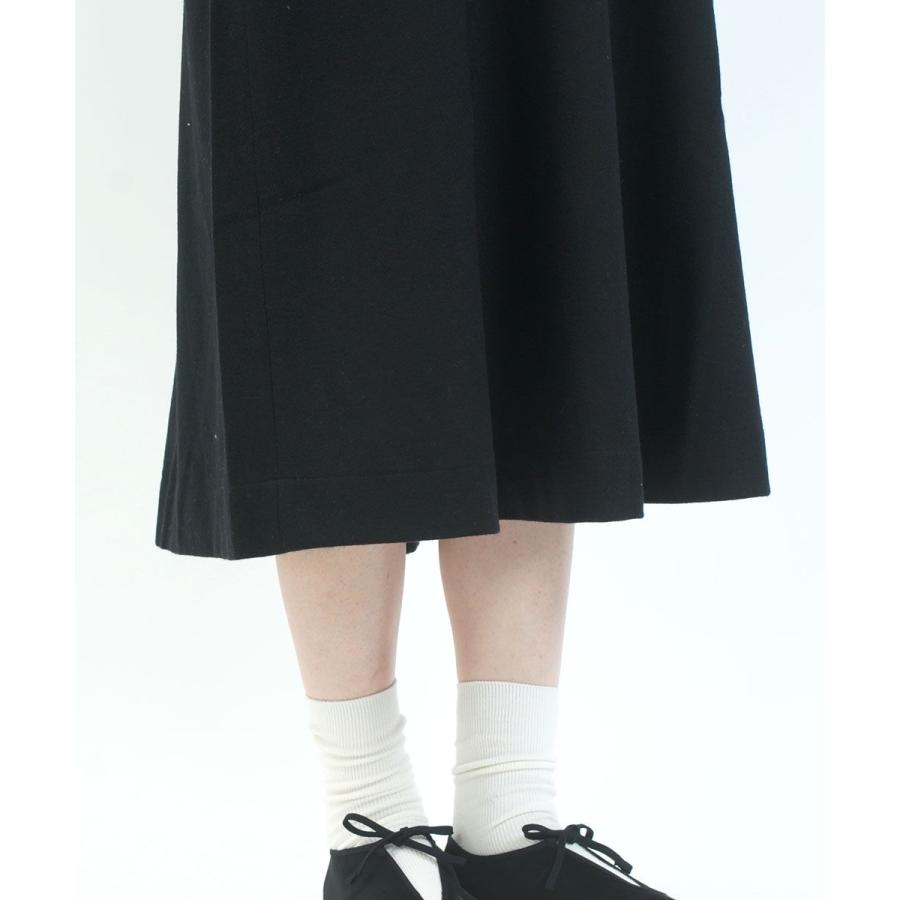 フレンチブル Cion ウール混Vネックフレアワンピース French Bull 2025