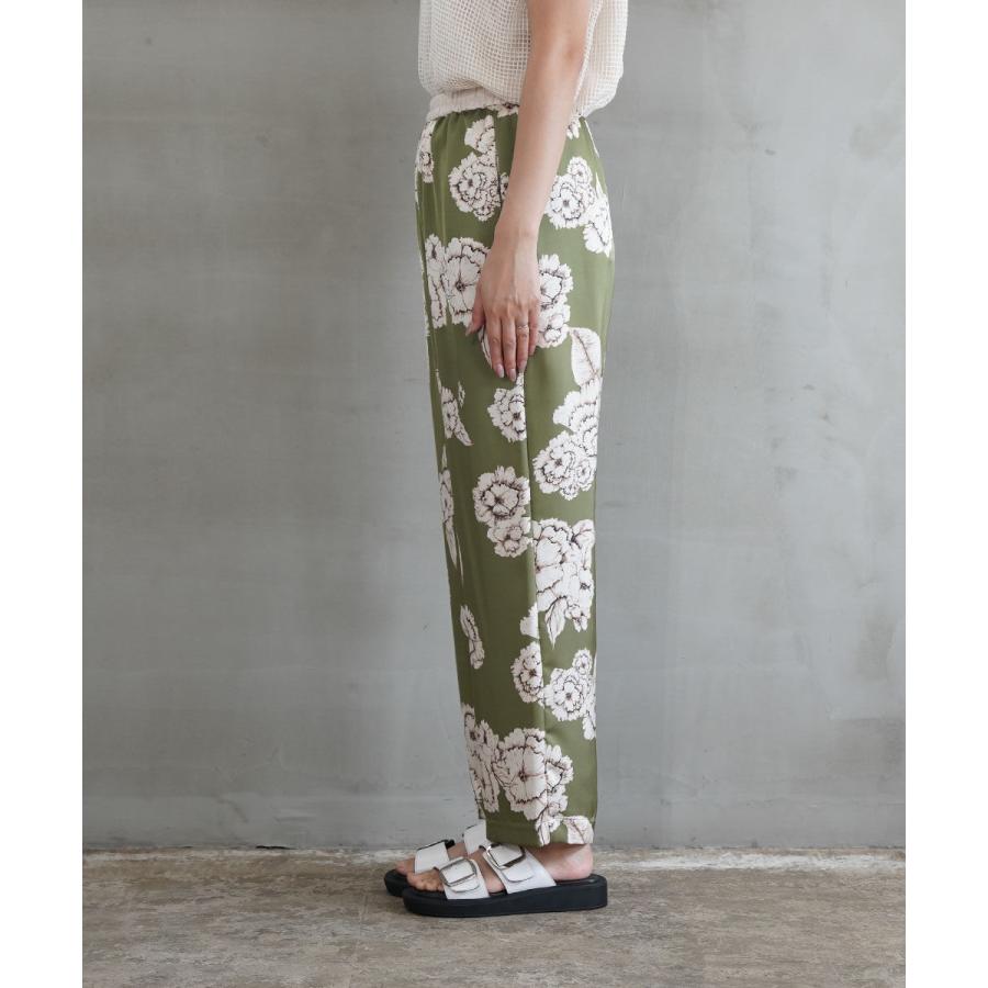 シニヨン chignon リーフ柄イージーパンツ 2024SS TITE IN THE STORE