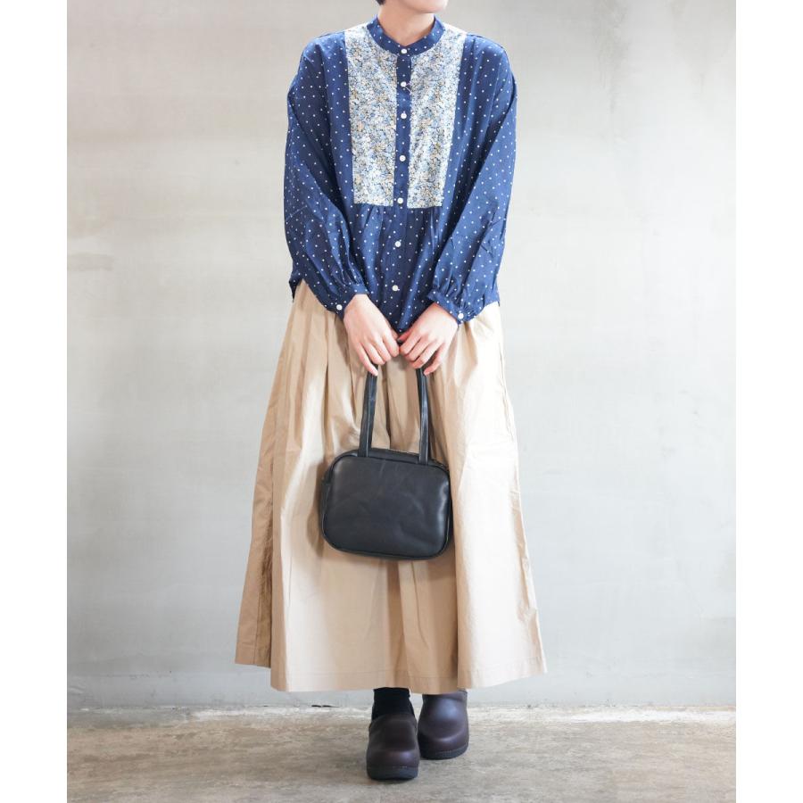 再値下げ[新品]リバティ前後ヨーク切替バンドカラーブラウス ソソット LIBERTY×ドット 前後ヨーク切替バンドカラーシャツ