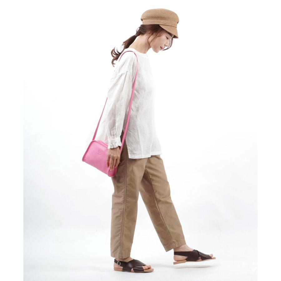 IL BISONTE（イルビゾンテ） ショルダーバッグ クロスボディバッグ