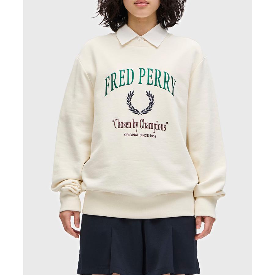 フレッドペリー Embroidered Champion Sweatshirt FRED PERRY
