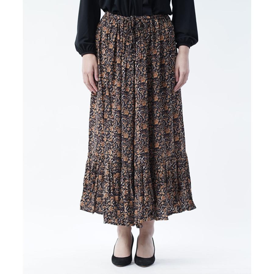 ROBE de PEAU（ローブデポー） ラッフルスカート フレアスカート 花柄