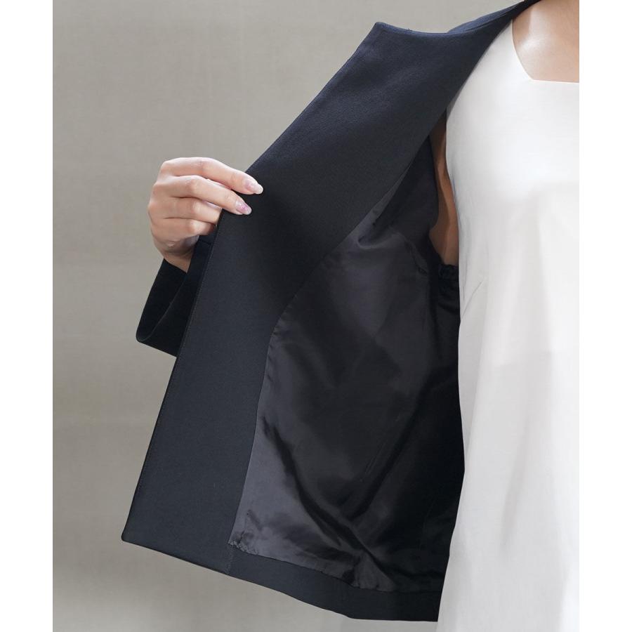 【極美品】TRAVAIL MANUEL ダブルクロス ノーカラー ジャケット 黒 TRAVAIL MANUEL（トラバイユマニュアル） トラヴァイユマニュアル