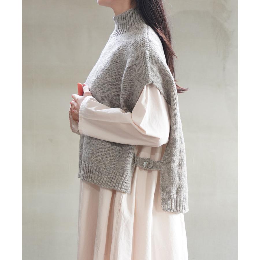 ユティリテ ペルーハイランドウール モックネックベスト utilite