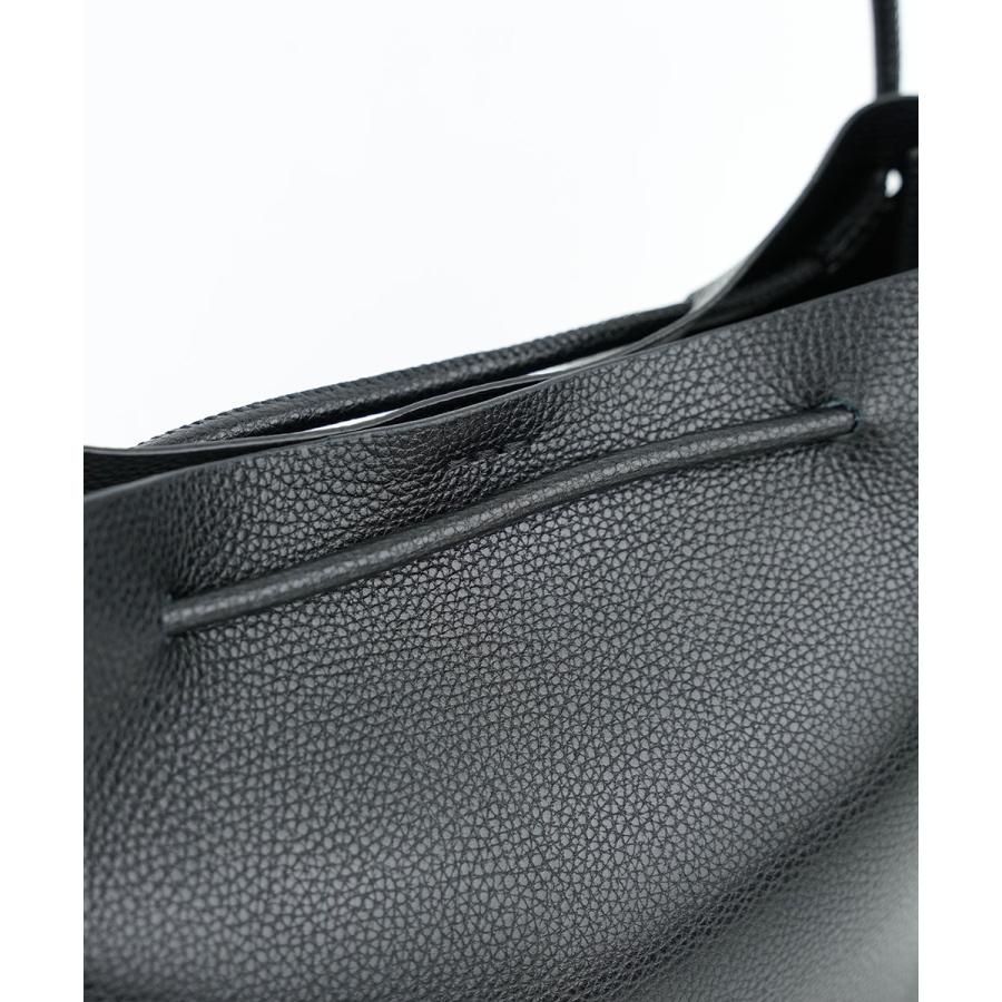 ヤーキ SHRINK SOFT W FACE CROSSBODY BAG YAHKI レディース 国内正規