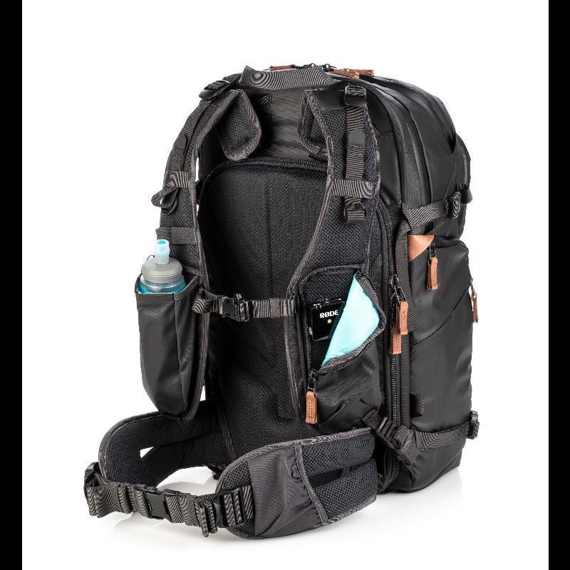 カメラバッグ カメラリュック 撮影 カメラ  一眼レフ Shimoda Explore V2 30 スターターキット ブラック 520-156 |  | 03