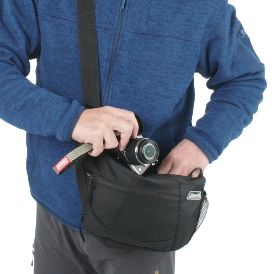 バッグ navy co Coleman（コールマン） カメラバッグ ショルダーバッグ 舟形 撮影