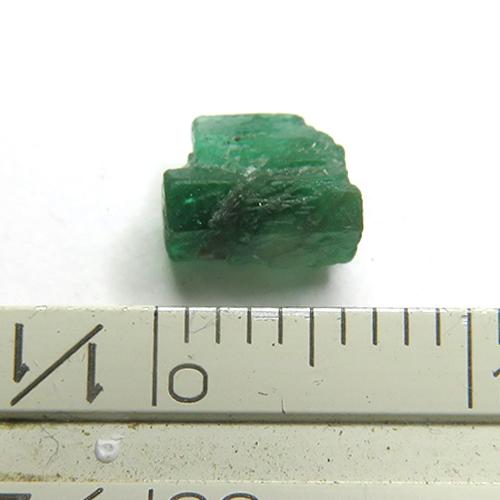 エメラルド 原石 パキスタン産 無処理 パワーストーン ルース 結晶
