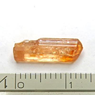 トパーズ 原石 インペリアルトパーズ 2.4ct パワーストーン ルース