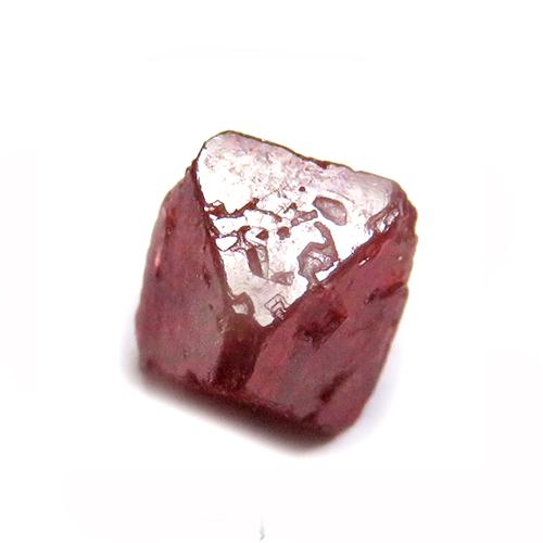 パワーストーン　天然石　大理石中のスピネル　原石　250g　No.30 パワーストーン 天然石 大理石中のスピネル 原石 250g No.30