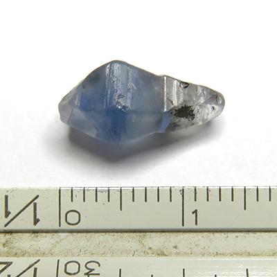 サファイア 結晶 原石 4.9ct パワーストーン ルース 天然石 9月 誕生石 