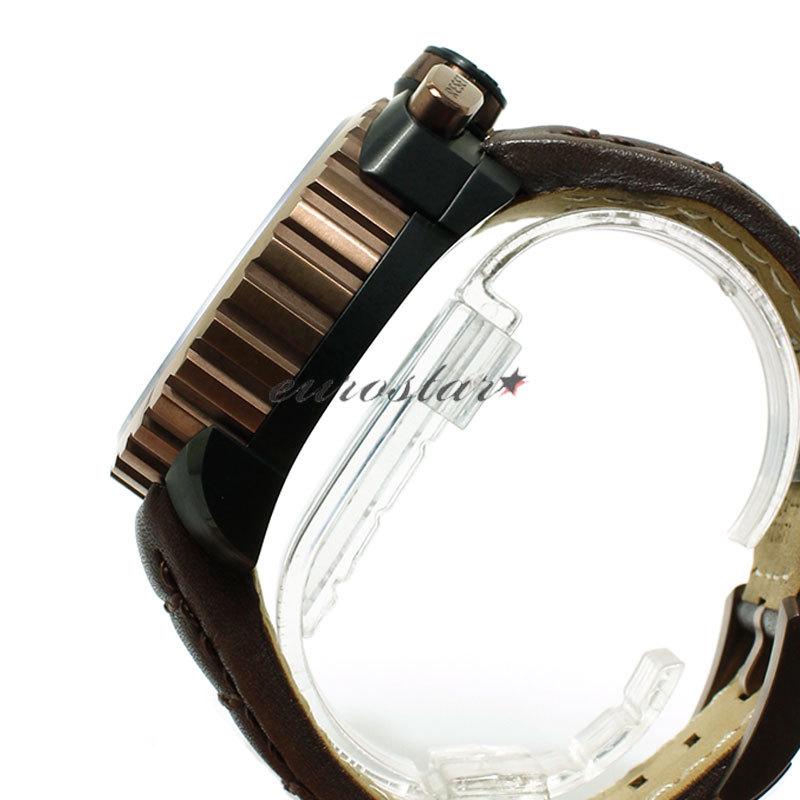 特価品 70%OFF! ボンバーグ BOLT-68 BS45CHPBRBA.050-2.3 クォーツ クロノグラフ 腕時計 メンズ BOMBERG ブラウン系の画像