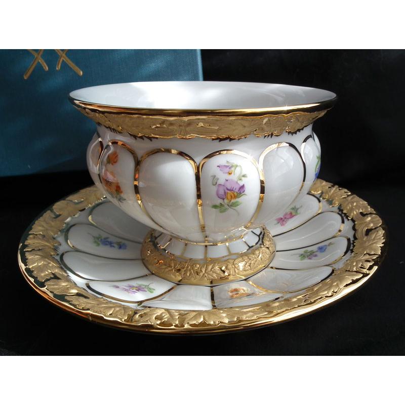 マイセン 金彩花紋様 白地 装飾花瓶 両持ち取手 フラワーベース マイセン 金彩花紋様 白地 装飾花瓶 両持ち取手 フラワーベース