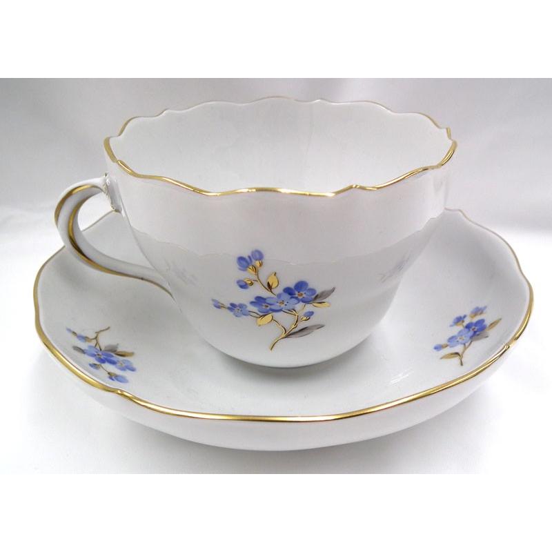 マイセン ブルーの野草と蝶の絵付け 22a024 兼用カップアンドソーサー