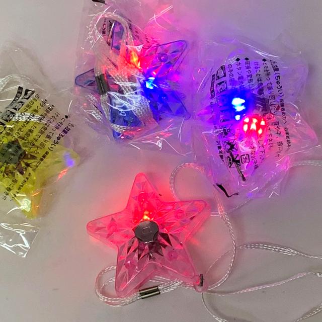 36個入タイプ】光るスターペンダント 36入 : イベント用品問屋