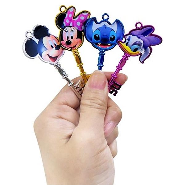 水に浮くすくい用おもちゃ ぷかぷかディズニーカラフル鍵 100個