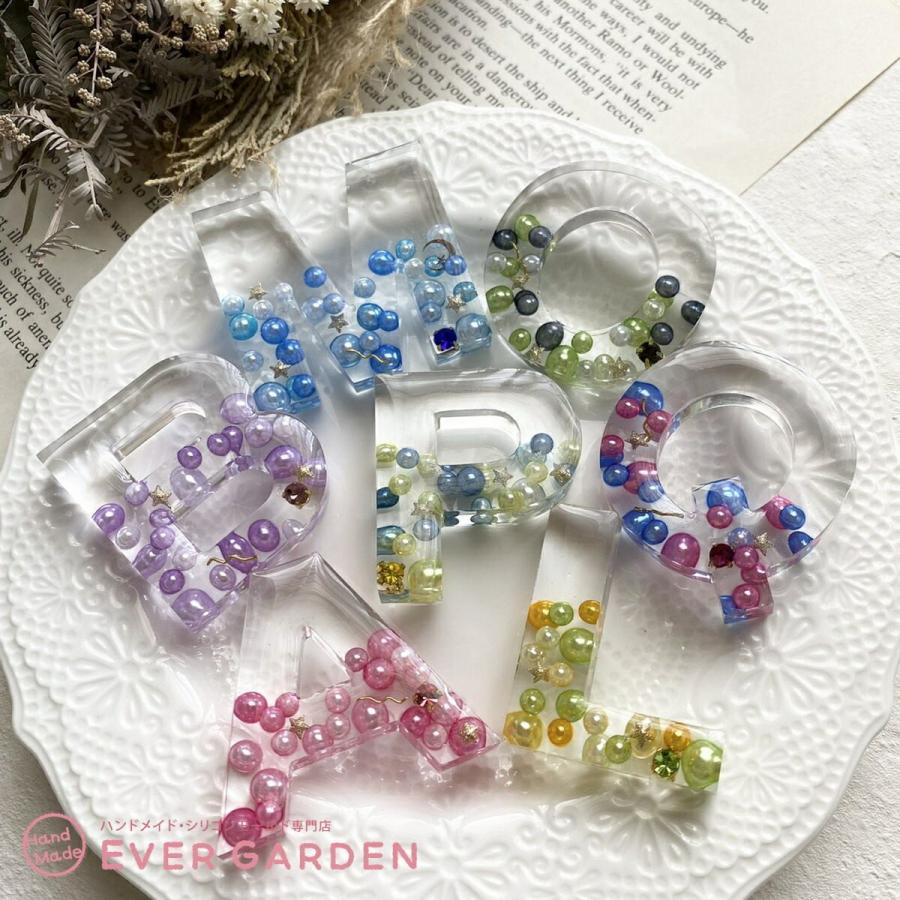 Enjoyページ☆ハンドメイド　レジン　8点 ABCクラフトがおすすめします レジンスペシャルボックス