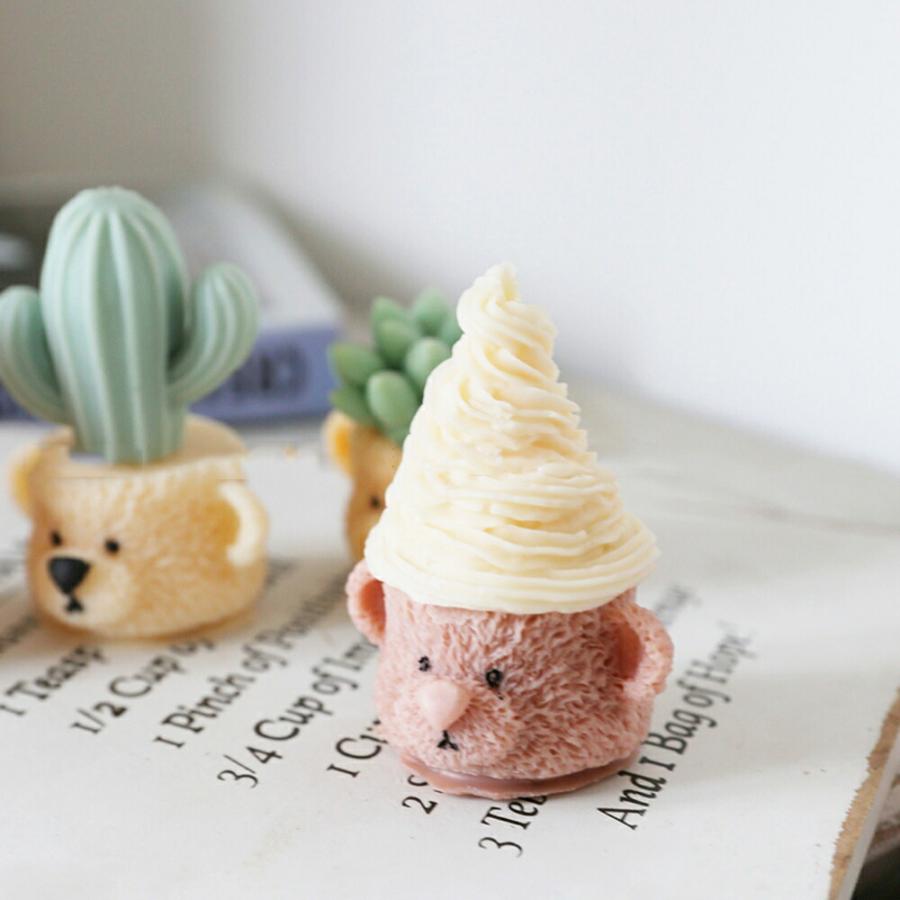 シリコンモールド クマ 熊 くま 顔 立体 レジン アロマストーン 手作り