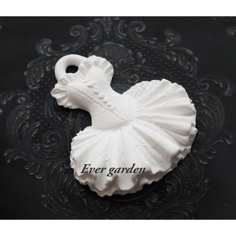 シリコンモールド ドレス 穴あき サシェ アロマハイストーン 石膏