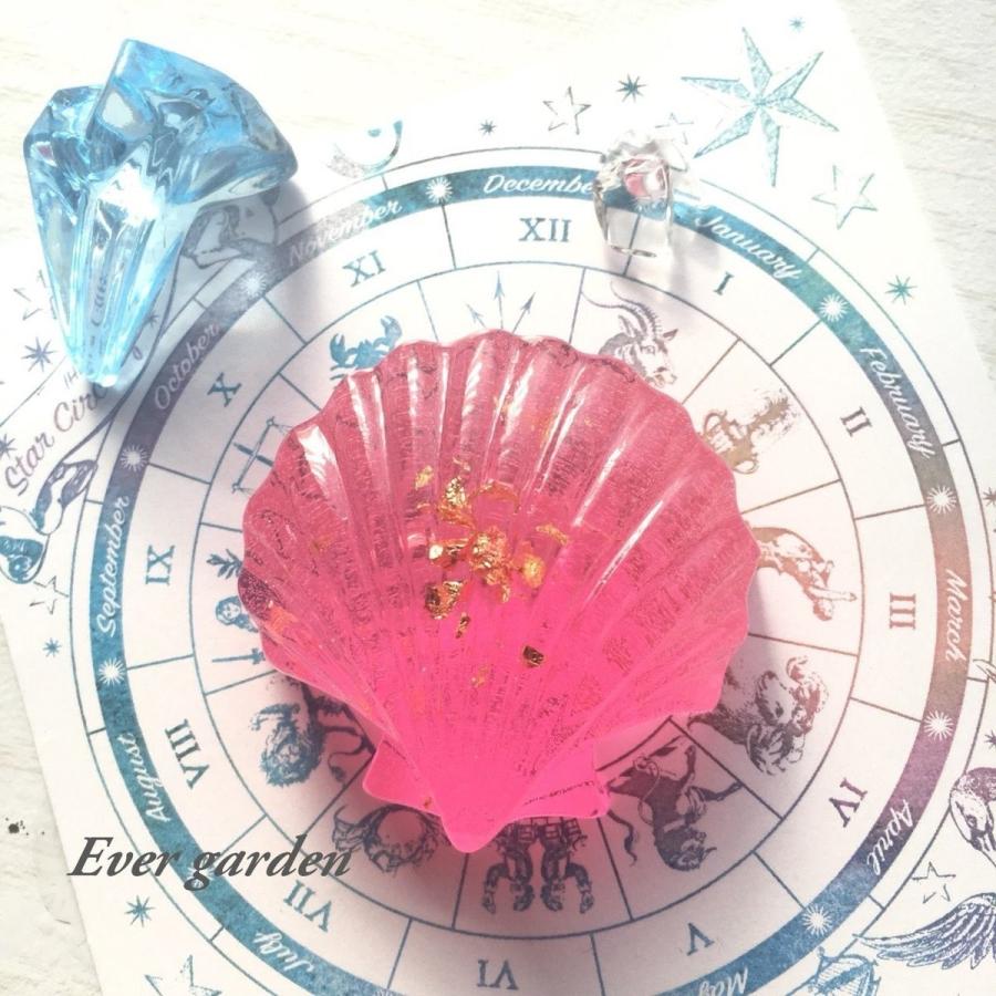 Mー514 オルゴナイト ❣️ かえるさん ❣️ 置物　レジン　縁起物 Mー514 オルゴナイト ❣️ かえるさん ❣️ 置物 レジン 縁起物