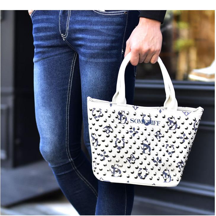 通販格安 トートバッグ おしゃれ 黒 ブラック 白 ホワイト Joker By Evergreen 通販 Paypayモー メンズ レディース ブランド 小さめ ミニトートバッグ スタッズ バッグ カバン 鞄 ショルダーバッグ 肩掛け クーポン Vanderschooten Com