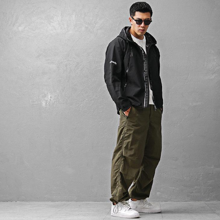 ウノピュウノウグァーレトレ ジップパーカー メンズ ブランド