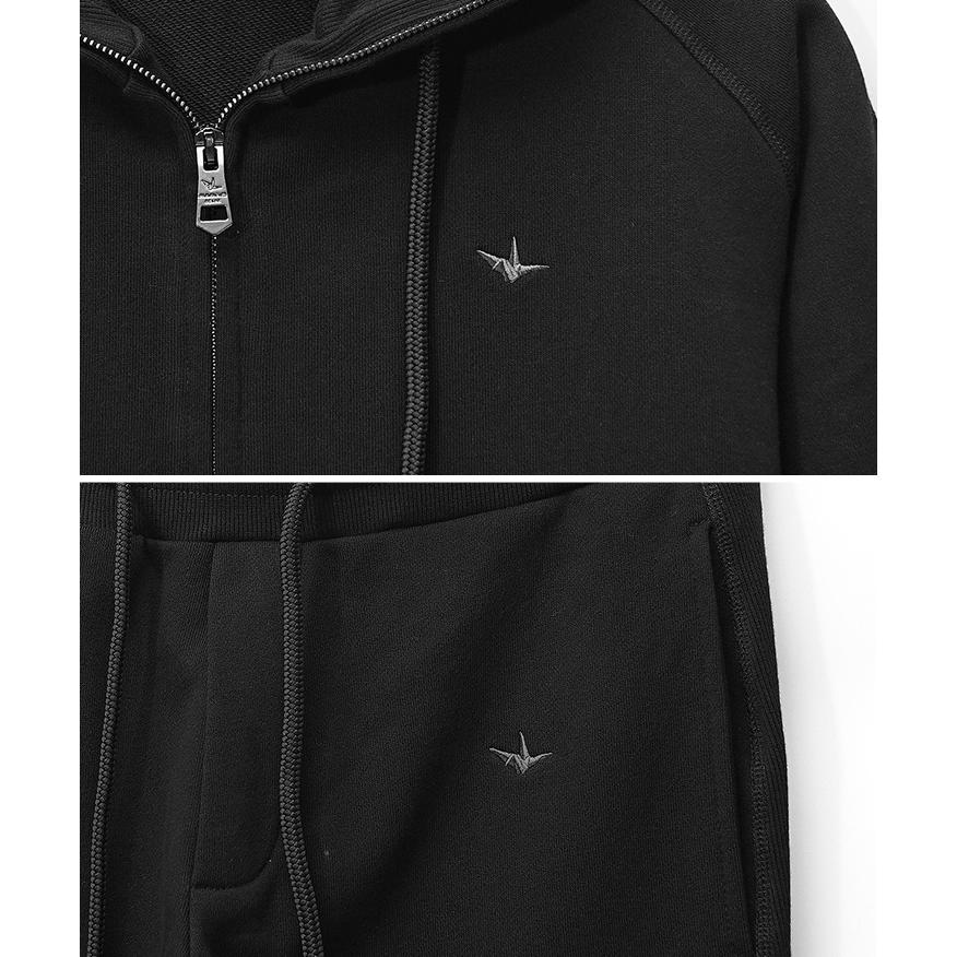 1PIU1UGUALE3 RELAX ウノピュウノウグァーレトレ リラックス