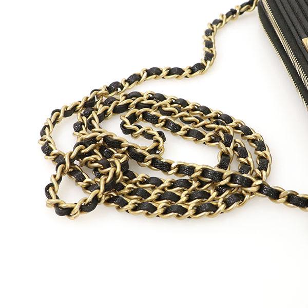 シャネル CHANEL マトラッセ キャビアスキン チェーンウォレット