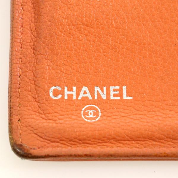 良品　CHANEL レザー 二つ折り財布　キャビアスキン　オレンジ CHANEL（シャネル） 並行輸入 2つ折り財布 キャビアスキン SMALL