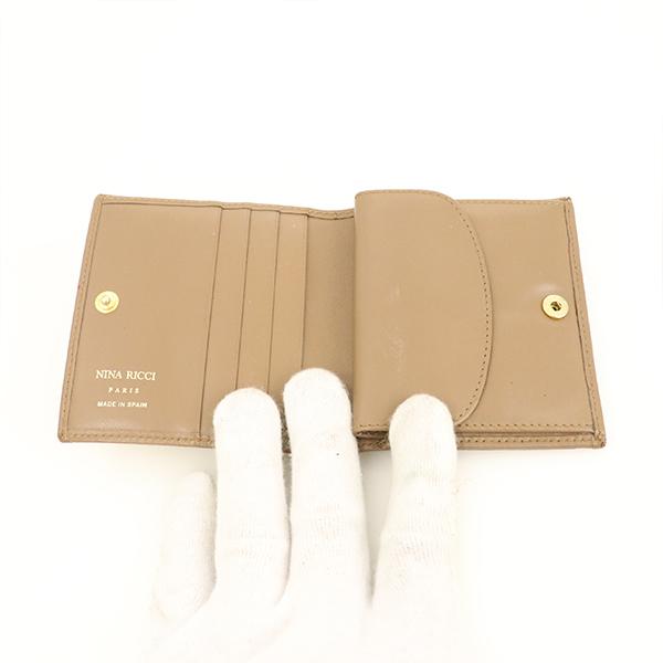 値下げ ニナリッチ NINA RICCI ベージュ PVC レザー 二つ折り財布