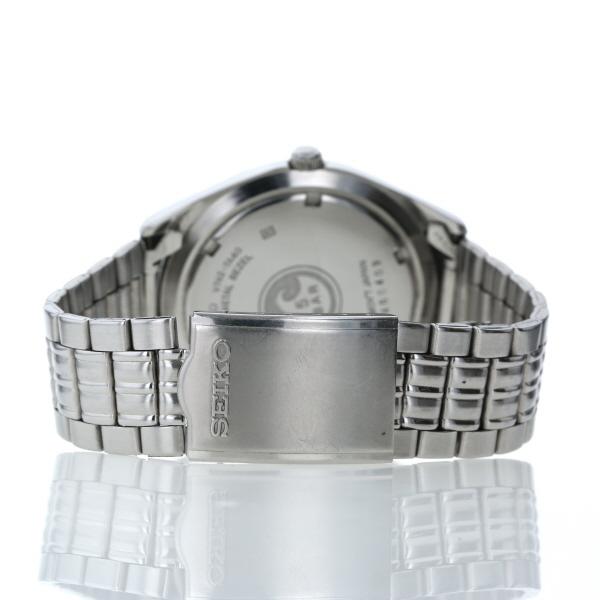 セイコー SEIKO DZ デイト V742-7A40 クオーツ ブラック 黒 文字盤 3針