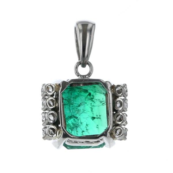 Pt900 プラチナ ペンダントトップ エメラルド 4.30ct ダイヤモンド