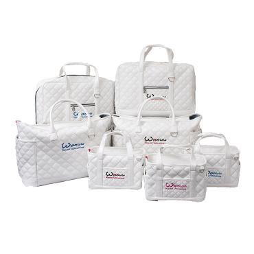 Waoww ワオ ボストンバッグ 黒×金 新品未使用品 Waoww ワオ ボストンバッグ 黒×金 新品未使用品 ウォルト