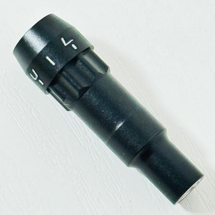 アクシス　517ZFX ツアースペック ドライバー　ヘッドのみ　カバー付き アクシス 517ZFX ツアースペック ドライバー ヘッドのみ カバー