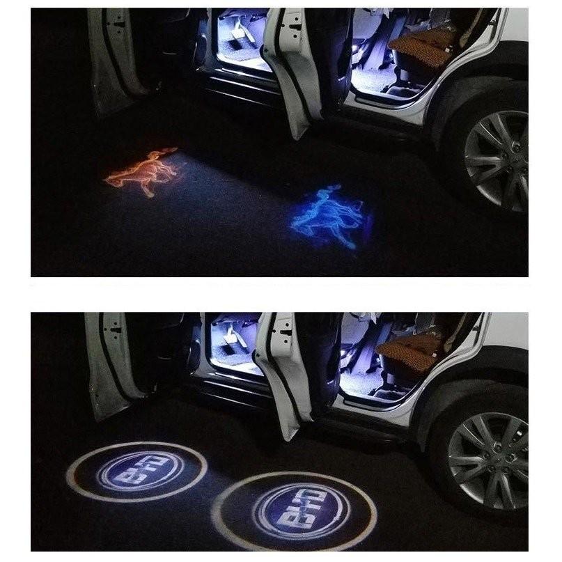 超格安価格 ドアランプ カーテシランプ ロゴ 投影 車用ドア レーザーライト Ledプロジェクター センサー 配線不要 取り付け簡単 2個セット Whitesforracialequity Org