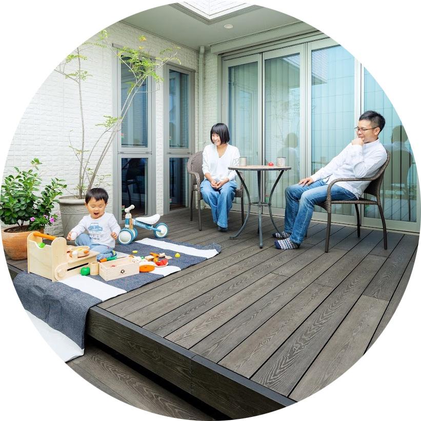 ウッドデッキ 熱くならない MINO 彩木ガーデンデッキDG 間口1500×奥行1650mm 基本工事費込み 樹脂 工事付 おしゃれ ガーデニング おうち時間 キッズ ペット
