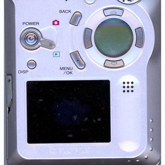 FinePix Zシリーズ 【中古】FUJIFILM 6800Z 330万画素 本体のみ 液晶