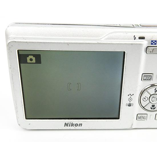 ニコン（Nikon） 【中古】Nikon デジカメ COOLPIX S200[シルバー]710万