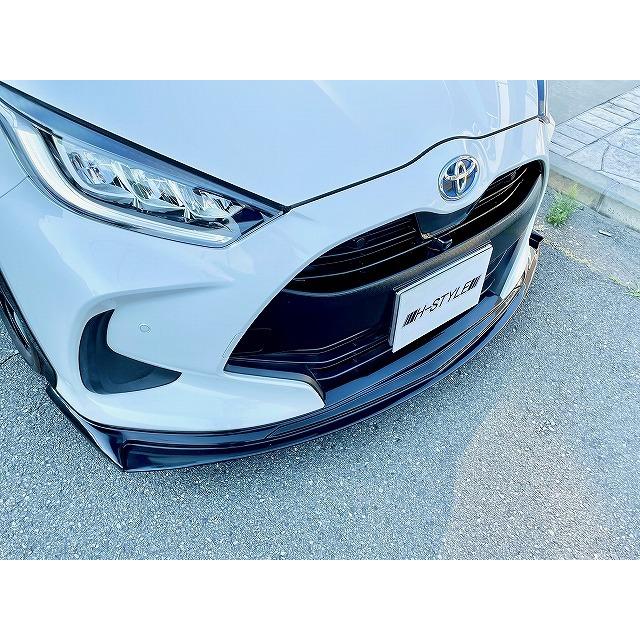 トヨタヤリス用外品未使用3点