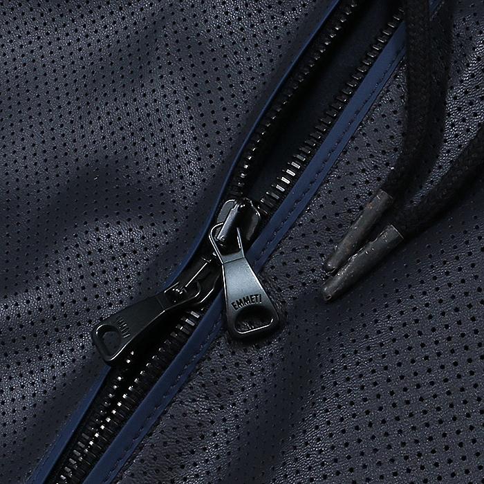 お買い得！ EMMETI エンメティ LEONE NAPPA TECH TRAF × SENSITIVE × SPL ラムスキンフーデッドパーカー メンズ 23春夏 LEONENTTRSENSEL 【E1876981940】(66000円)