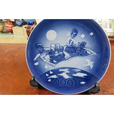 ROYAL COPENHAGEN（ロイヤルコペンハーゲン） ミレニアムプレート 2001