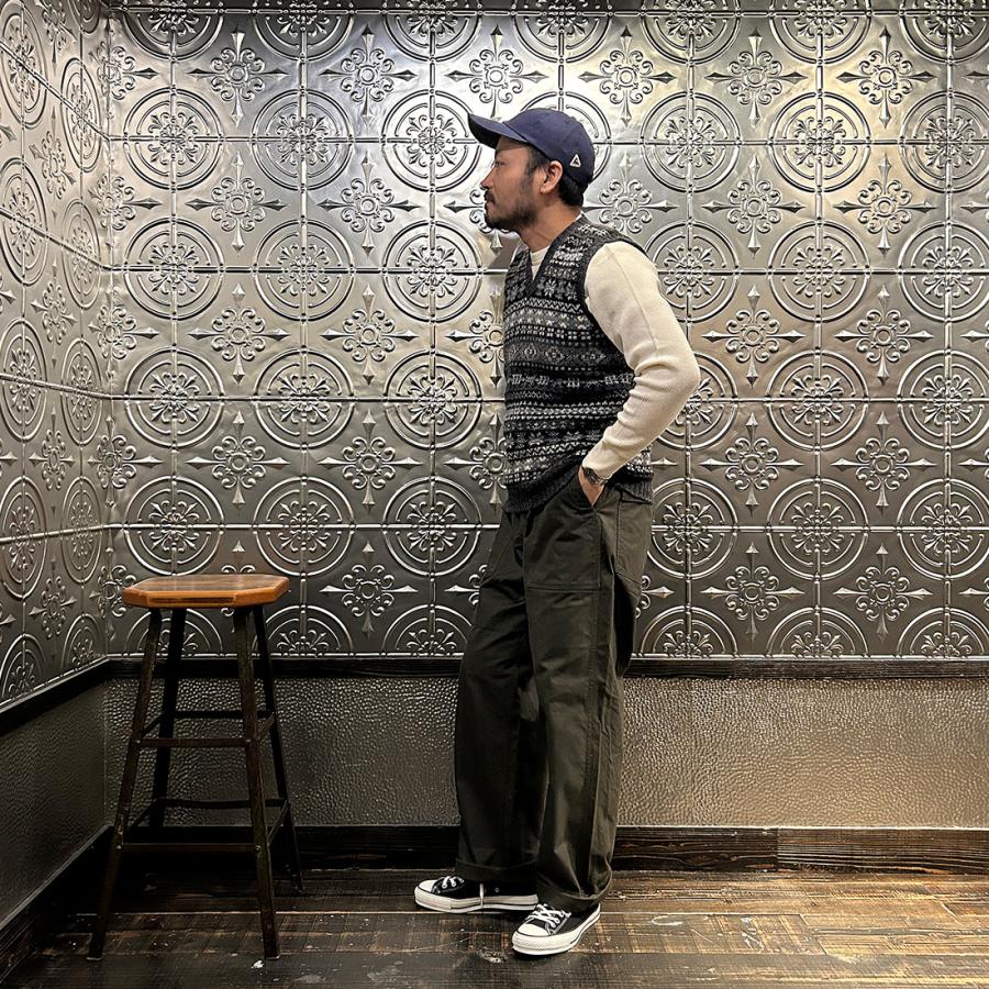 Jamieson's of Shetland JAMIESON'S ジャミーソンズ フェアアイル柄 V