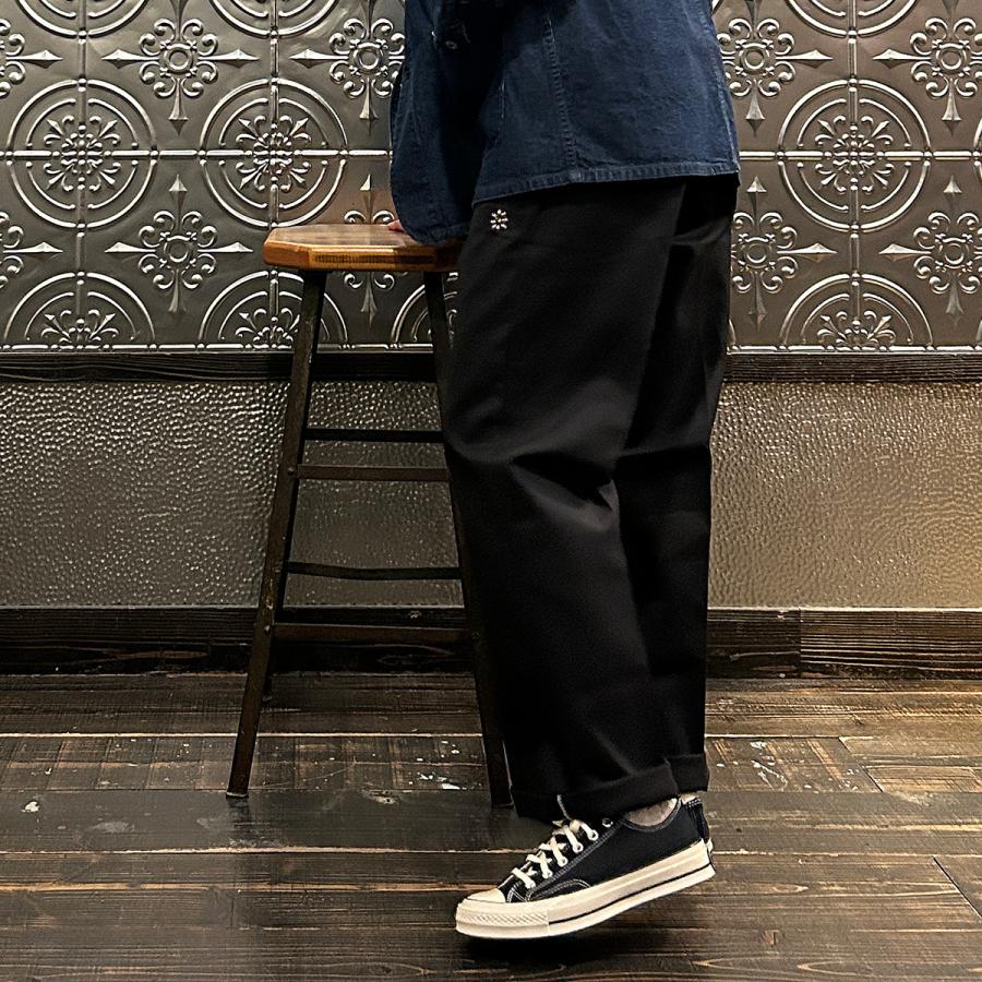 HTC エイチティーシー  フラワースタッズ付き ディッキーズ 874 チノパン |  | 13